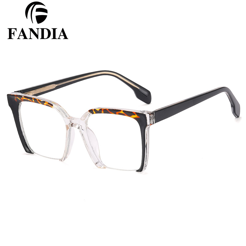 82076 nuevo anti-azul gafas de luz mujer CP insertar pierna moda retro Placa de color gafas lisas puede ser equipado con gafas de miopía