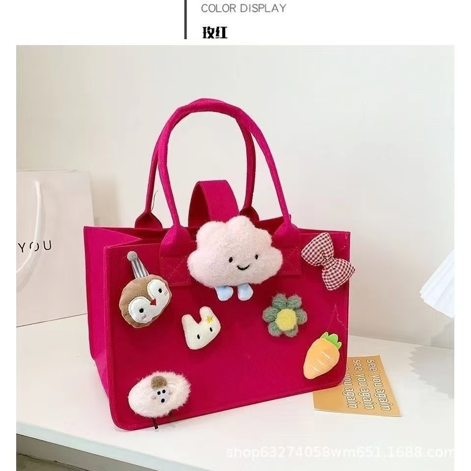 Fabricantes al por mayor en línea sobre rojo bolso de fieltro bolso de mano regalo de dibujos animados bolso de fieltro promoción de apertura bolso de regalo almacenamiento