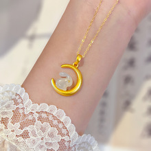 抖音爆款和田玉月上萌兔项链女S925银镶嵌小兔子情人节礼物送女友