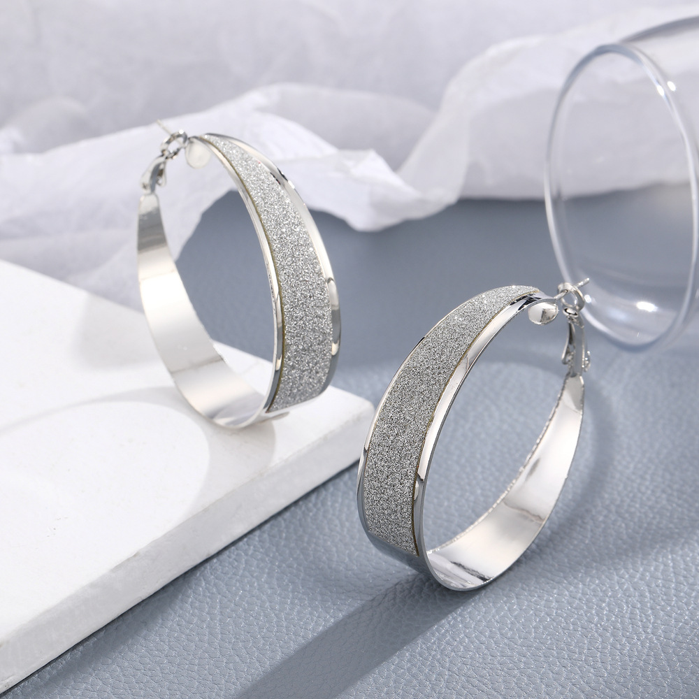 Exaggerated Round Earrings - Stylish Look