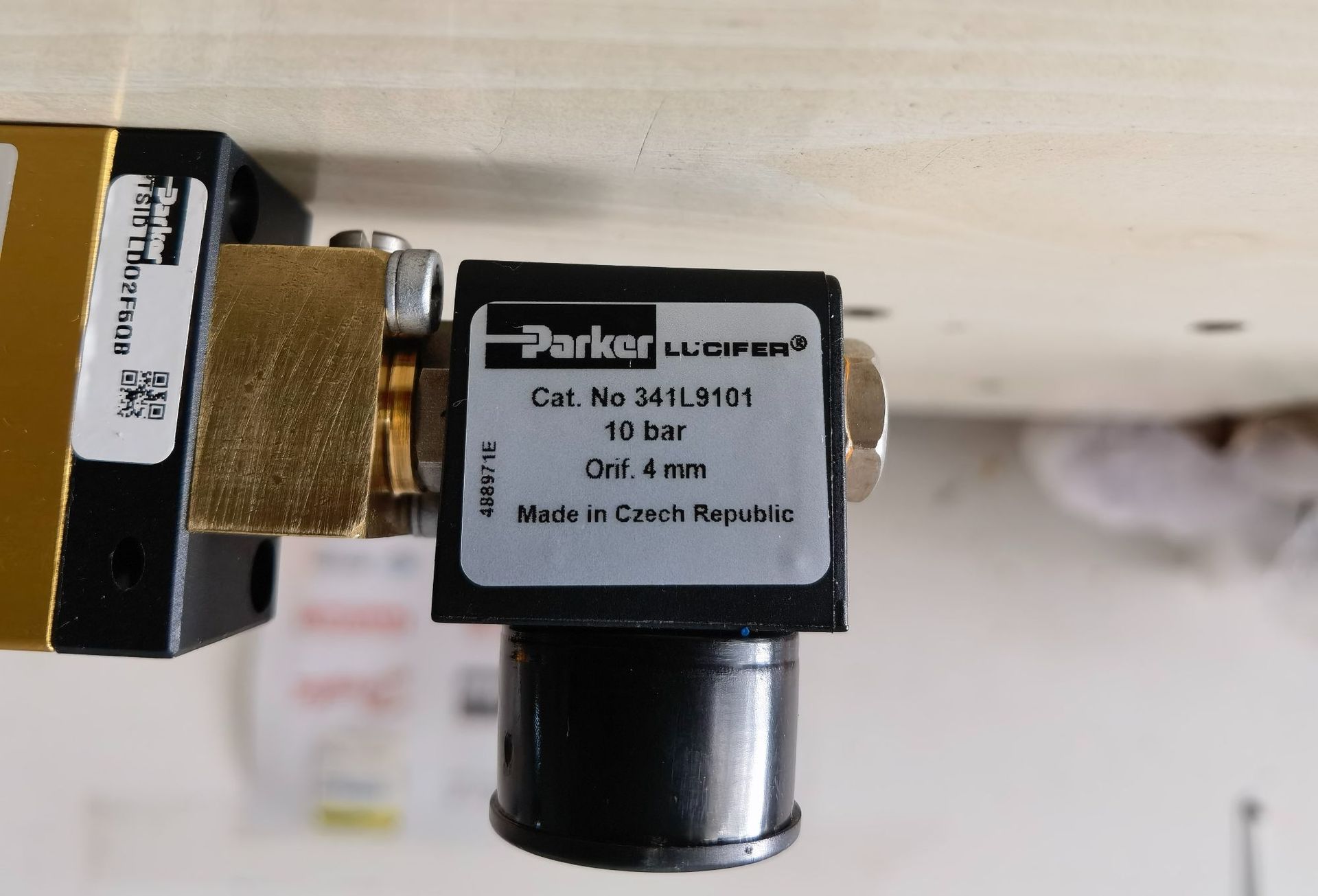 3419101-8993-488980C2  Parker气动阀