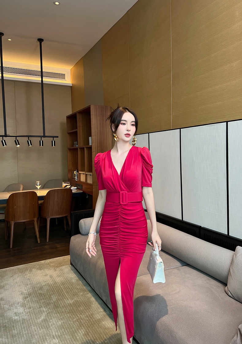 Đầm suông midi tay phồng xếp ly xẻ tà thiết kế thời trang — Màu đen chi tiết 15