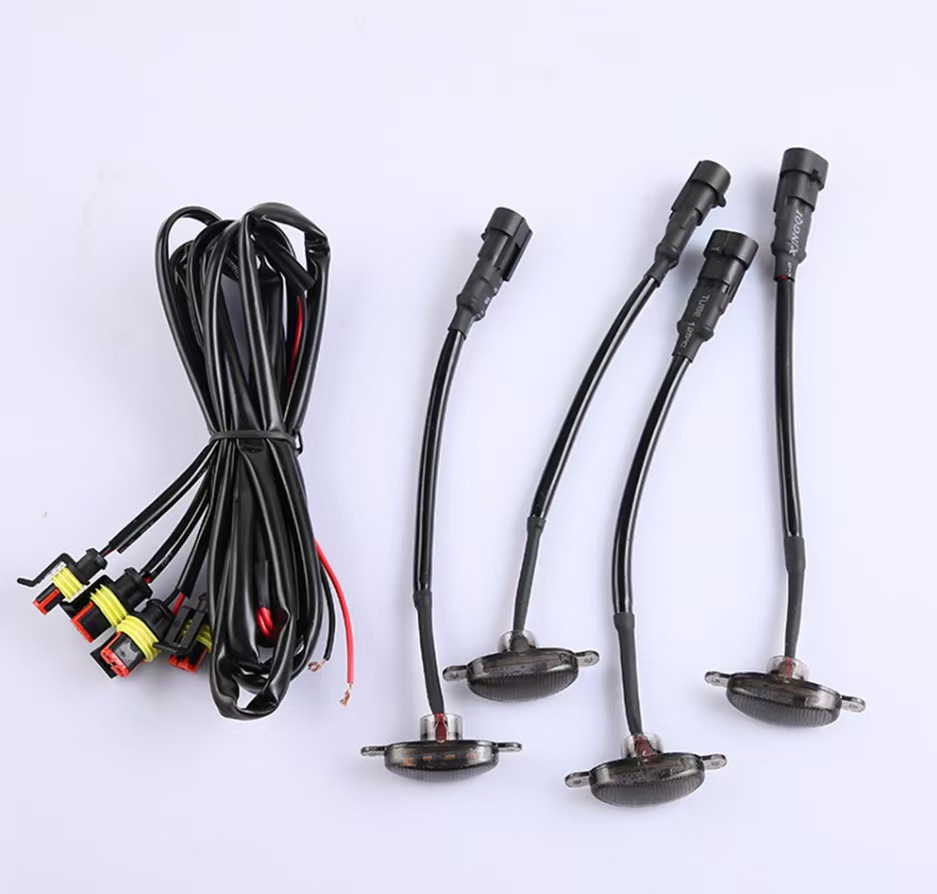 Universal Car Grille Light Off-Road Pickup Truck Car Front Face Modification Universal DRL LED Small Yellow Light Universal (Gündüz işıqları) - one-drag-four-black-shell-yellow-light-boxed