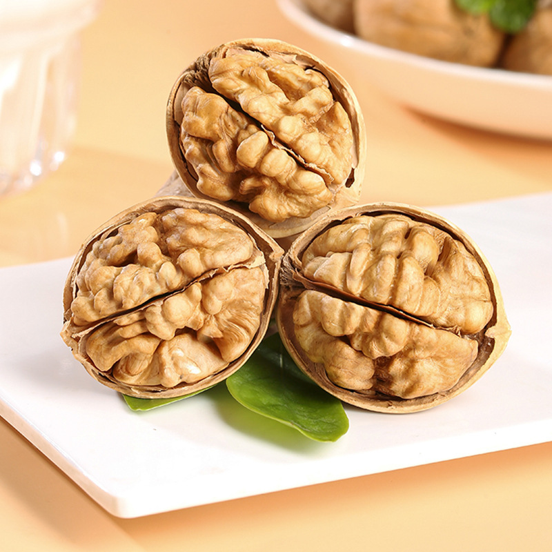 新疆纸皮核桃2025年新核桃 饱满大颗粒手捏即开阿克苏薄皮生核桃|undefined
