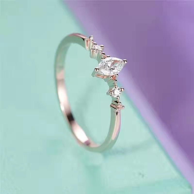 Simple Style Horse Eye Alloy Inlay Zircon Women's Rings display picture 3