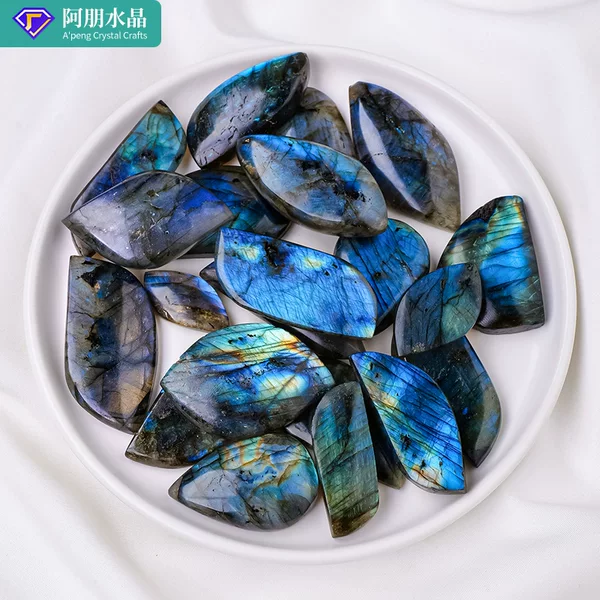 Natural Labradorite Leaf-Shaped Blue Moonstone Water Drop Iridescent Pendant Ornament Wholesale Crystal