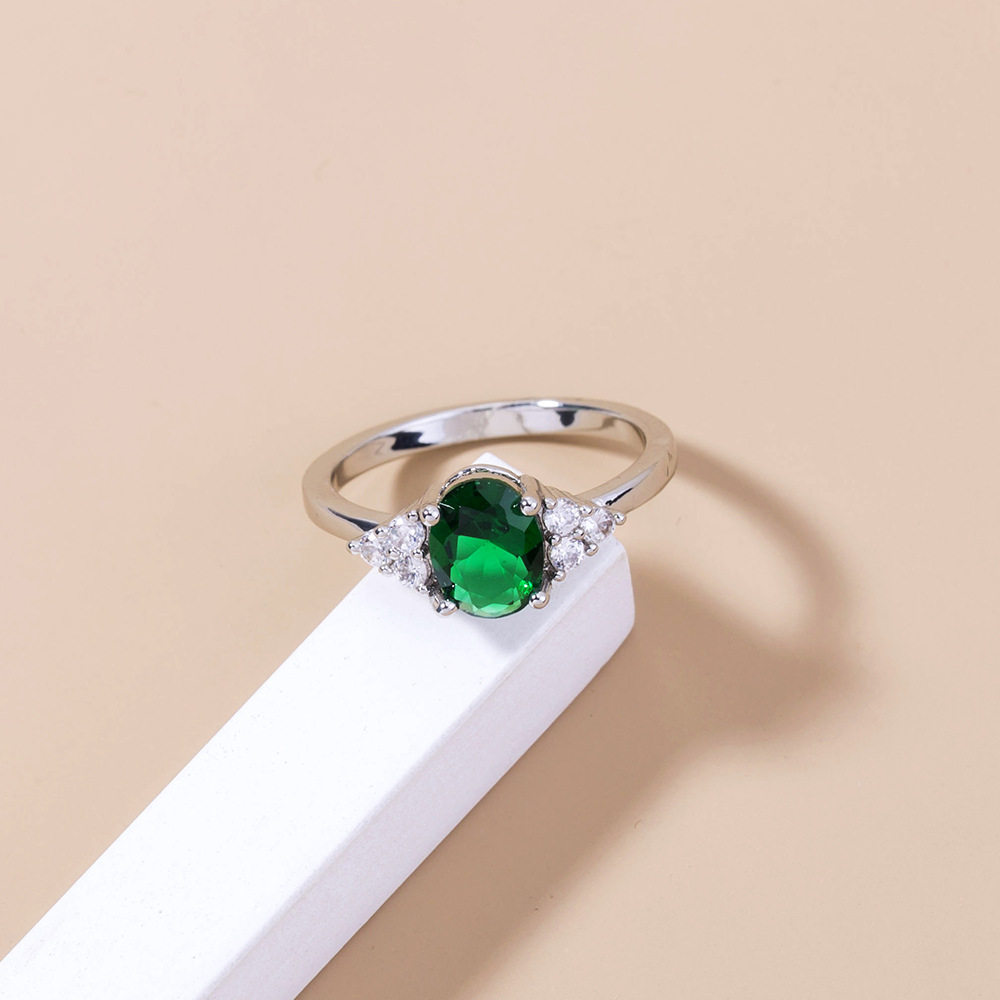 fashion oval emerald green zircon womens ring simple copper ringpicture4