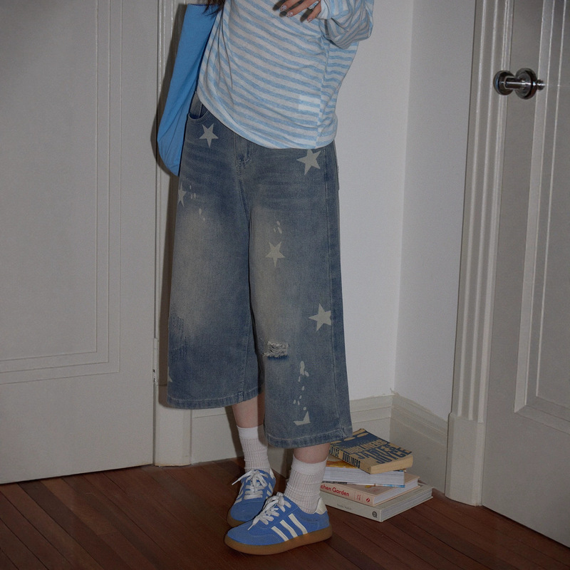 American-Style Star-Patterned Ripped Denim Cropped Pants for Women, Straight-Leg, Summer New Style, Plus-Size, Loose Fit, Slimming Wide-Leg Pants American-Style Star-Patterned Ripped Denim Cropped Pants for Women, Straight-Leg, Summer New Style, Plus-Size, Loose Fit, Slimming Wide-Leg Pants
