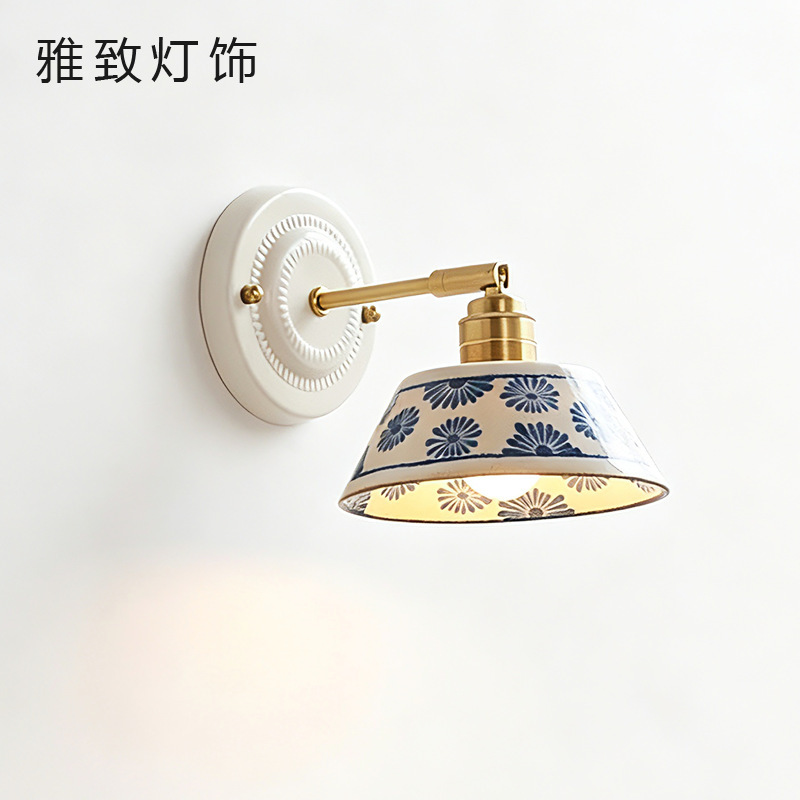 Cross-border Japanese-style vintage glazed ceramic wall lamp with creative ceramic base, suitable for homestay and bedroom decoration Cross-border Japanese-style vintage glazed ceramic wall lamp with creative ceramic base, suitable for homestay and bedroom decoration