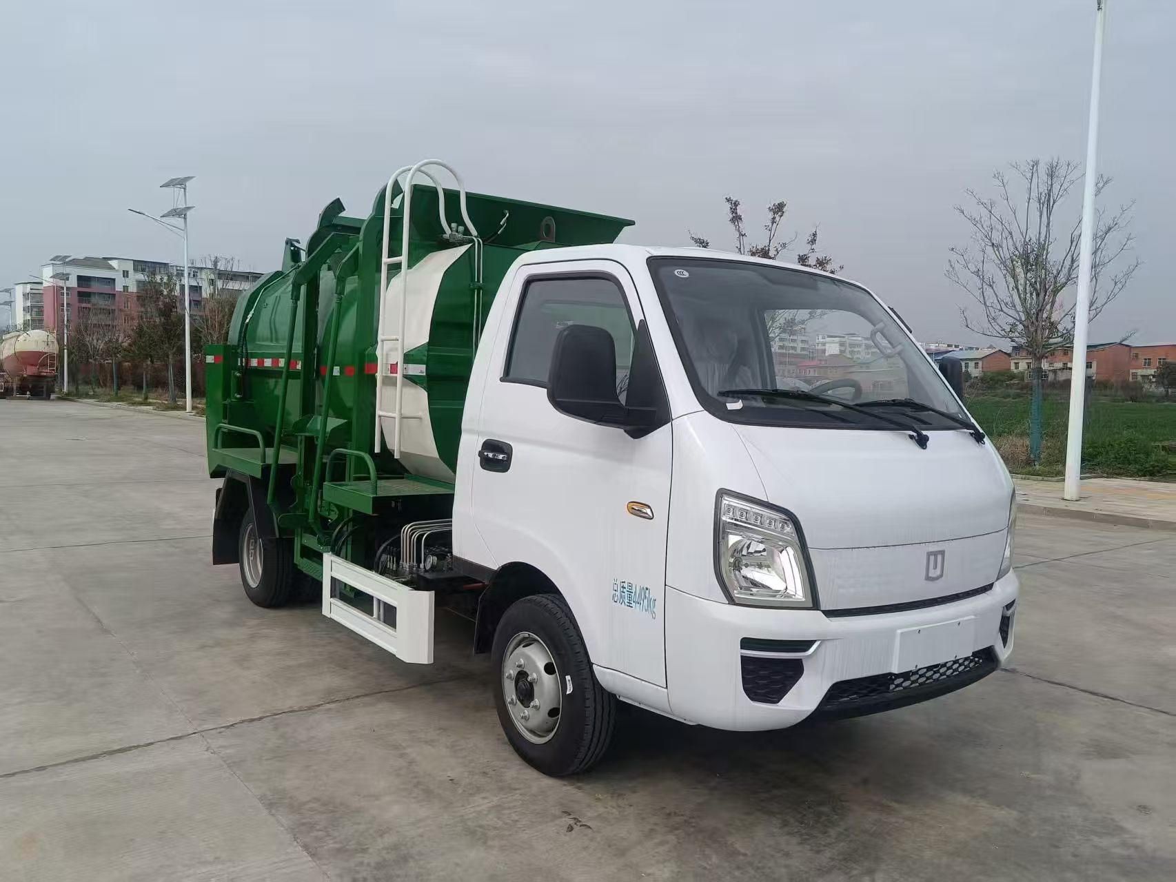 Dongfeng Kapt 5-cubic-meter pure electric food waste truck, blue license plate, Class C driver's license, silent and eco-friendly, for property management canteens