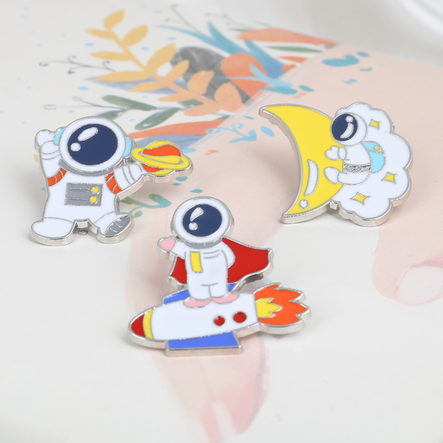 Creative Cute Cartoon Series Astronaut Alloy Brooch Badge display picture 4
