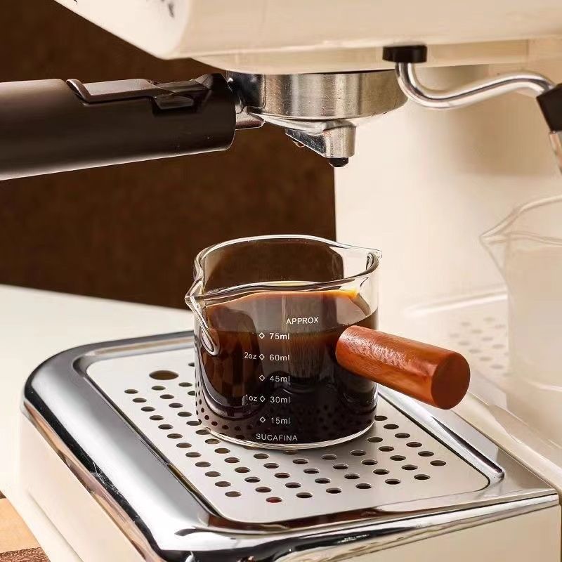Coffee glass concentrated extract scaled