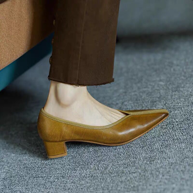 Retro High Heels - Beige White