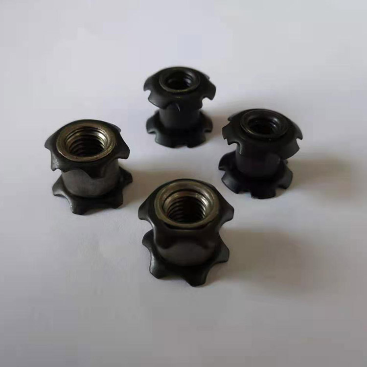 供应各种尺寸梅花弹片管内连接件铁管钢管双层锰片