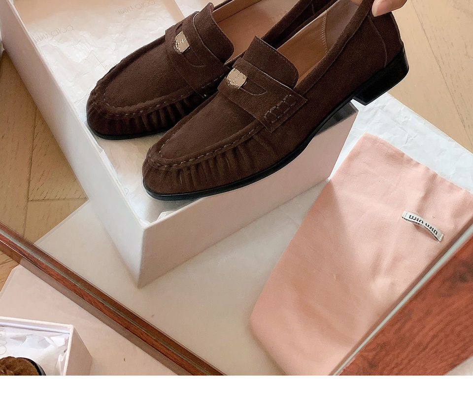 Giày lười nữ da bò nhăn nhúm phong cách retro, gót thô 6–8 cm, mũi tròn xỏ chân — Màu kaki, Màu nâu cà phê chi tiết 15