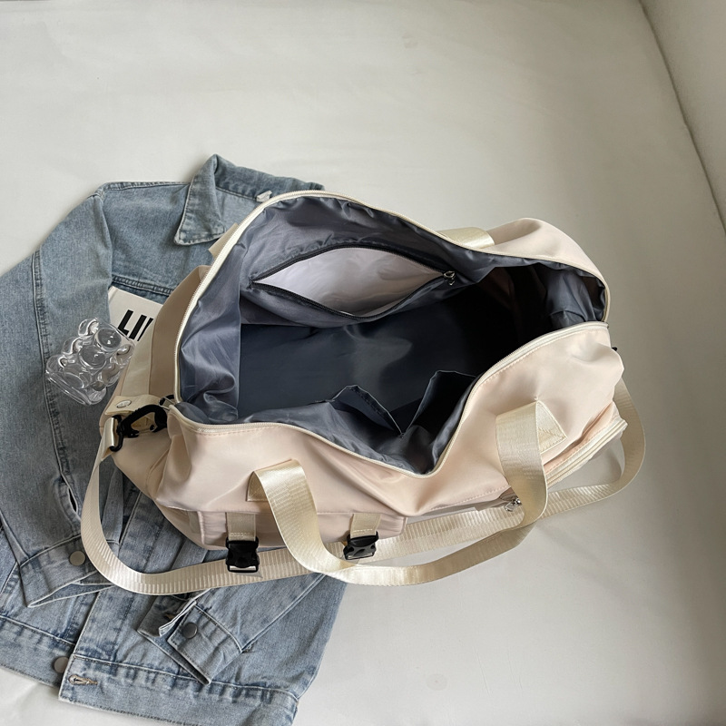 Bolso de viaje de gran capacidad Bolso de mensajero ligero de moda de ocio Bolso de entrenamiento de fitness deportivo de yoga al aire libre al por mayor