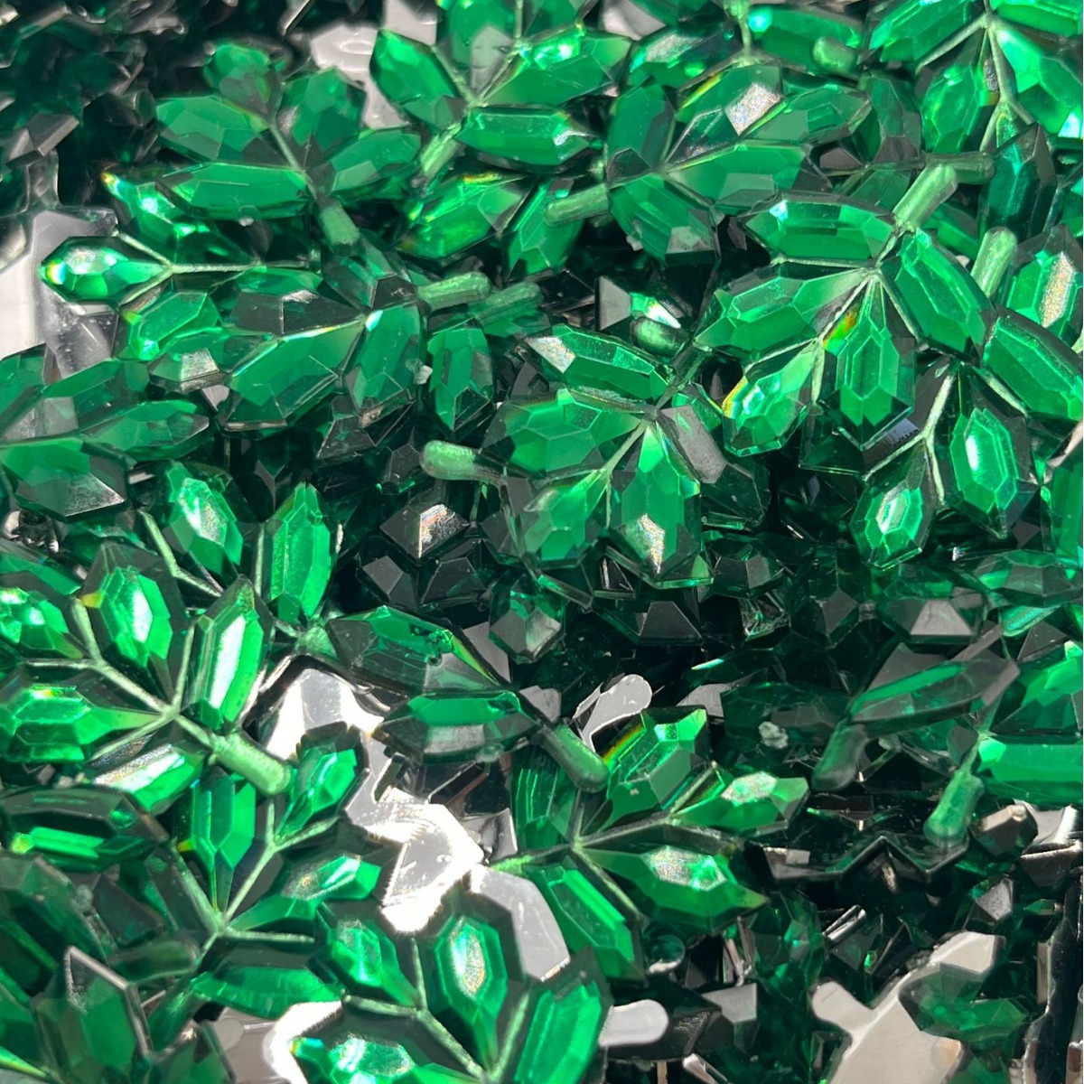 Acrylic diamond maple leaf