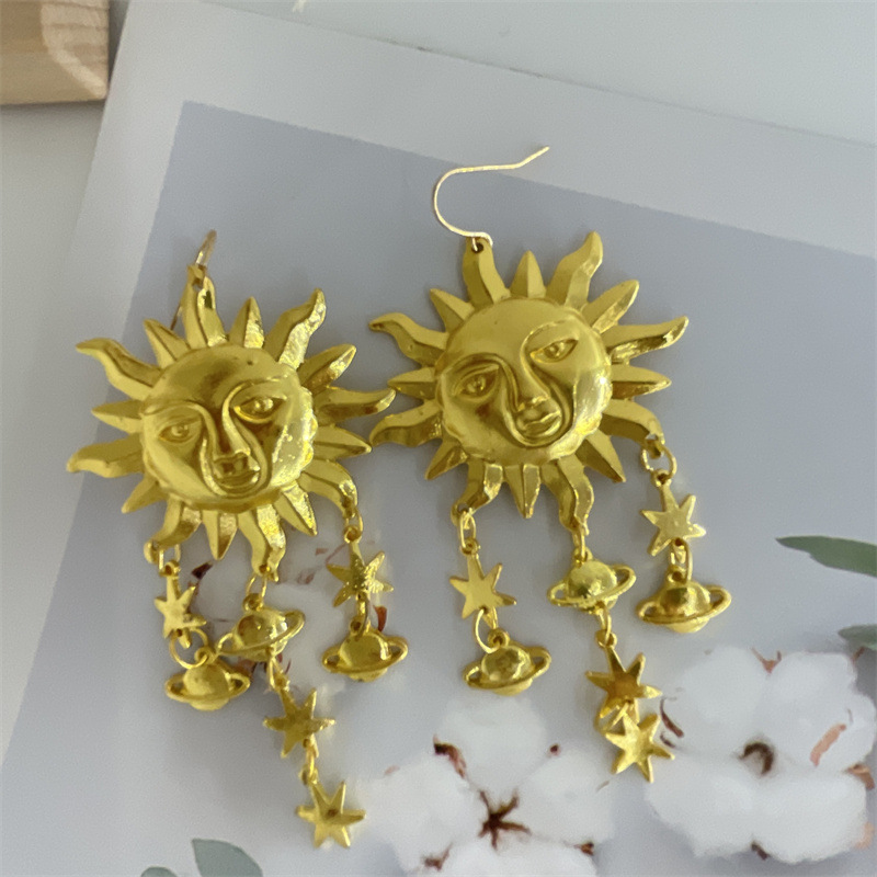 Retro Sun Star Alloy Womenu0027S Drop Earrings 1 Pair