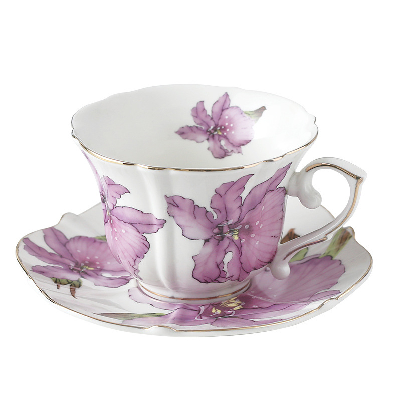 Ins taza de café de lirio de alto valor platillo taza de cerámica de oro transfronterizo nórdico taza de té de flores de Phnom Penh simple para el hogar