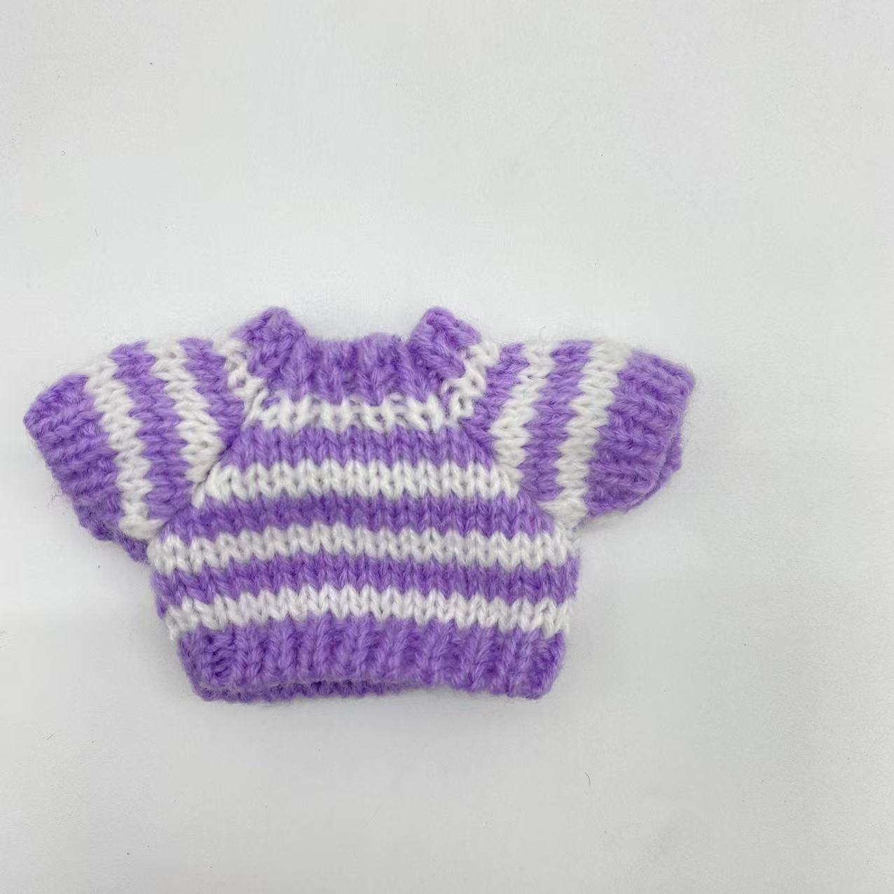 Purple background with white edge stripes