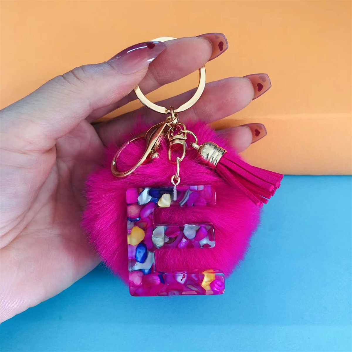 32g Weight Bag Pendant, Keychain Classification 1 Piece Quantity Holiday, Party Occasion Resin Material Letter, Hairball Pattern Unisex Gender Simple Style, Commute Style Simple Style Commute Letter Hairball Resin Unisex Bag Pendant Keychain 20