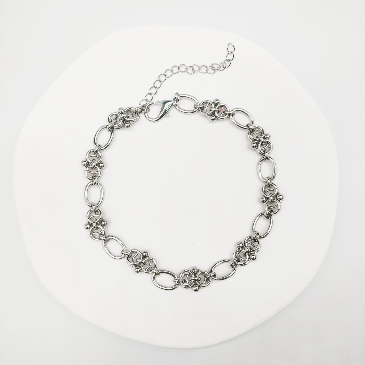 Qadın üçün metal zəncir bilərzik, oval halqalı minimalist dizayn