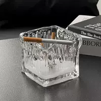 Стеклянная пепельница в стиле high-end для молодежи, легкая роскошь, стильная пепельница, милый интернет-хит для ленивой спальни.