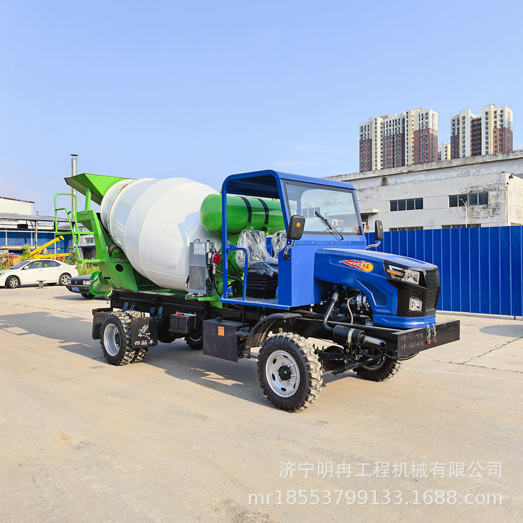 四驱搅拌罐车