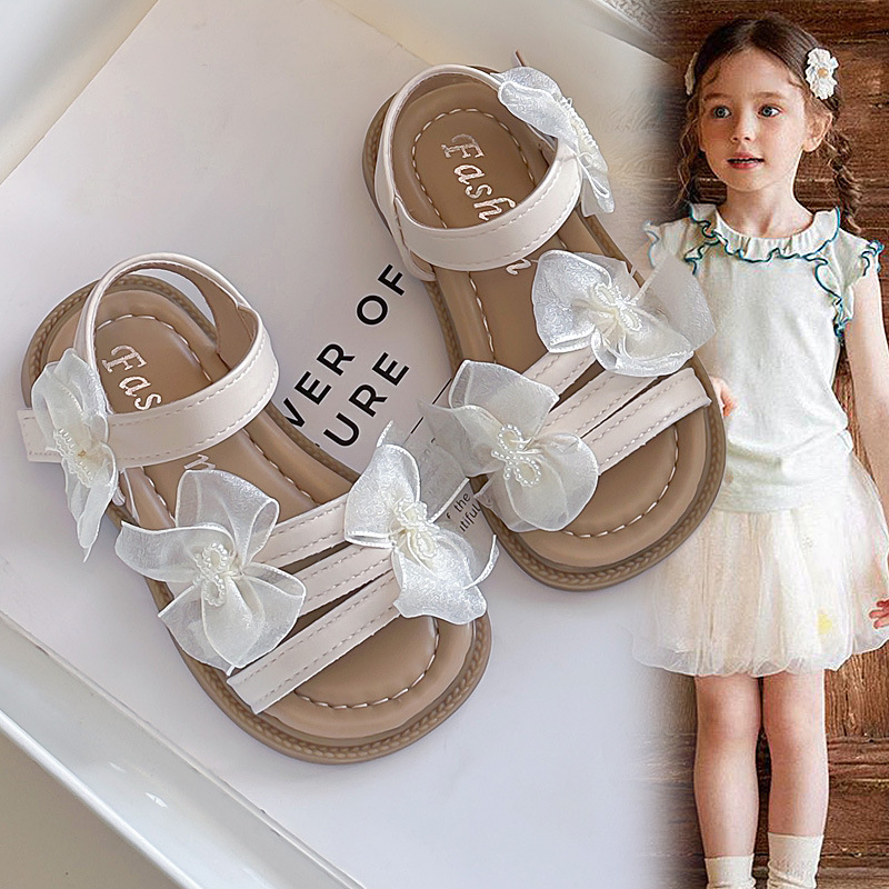 Sandalias para niños verano 2026 nueva moda de chicas zapatos princesa de moda de chicas zapatos de playa huecos de arco image 4