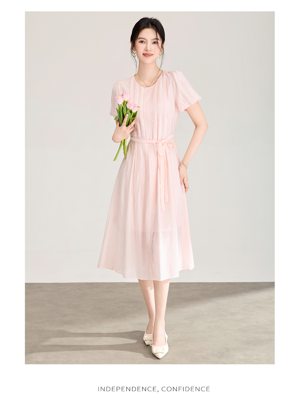 Đầm maxi nữ cổ tròn thắt lưng ren dáng dài — xanh lam chi tiết 18