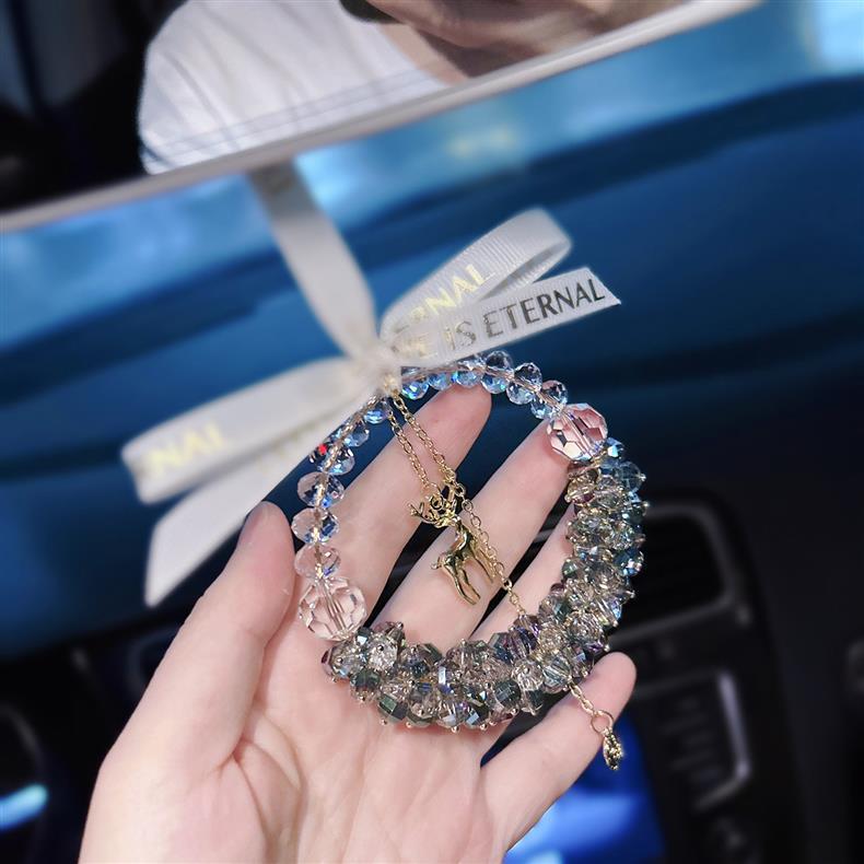 Xiaohongshu-style green light car pendant, safe journey car crystal ornament, rearview mirror interior hanging decoration for men and women