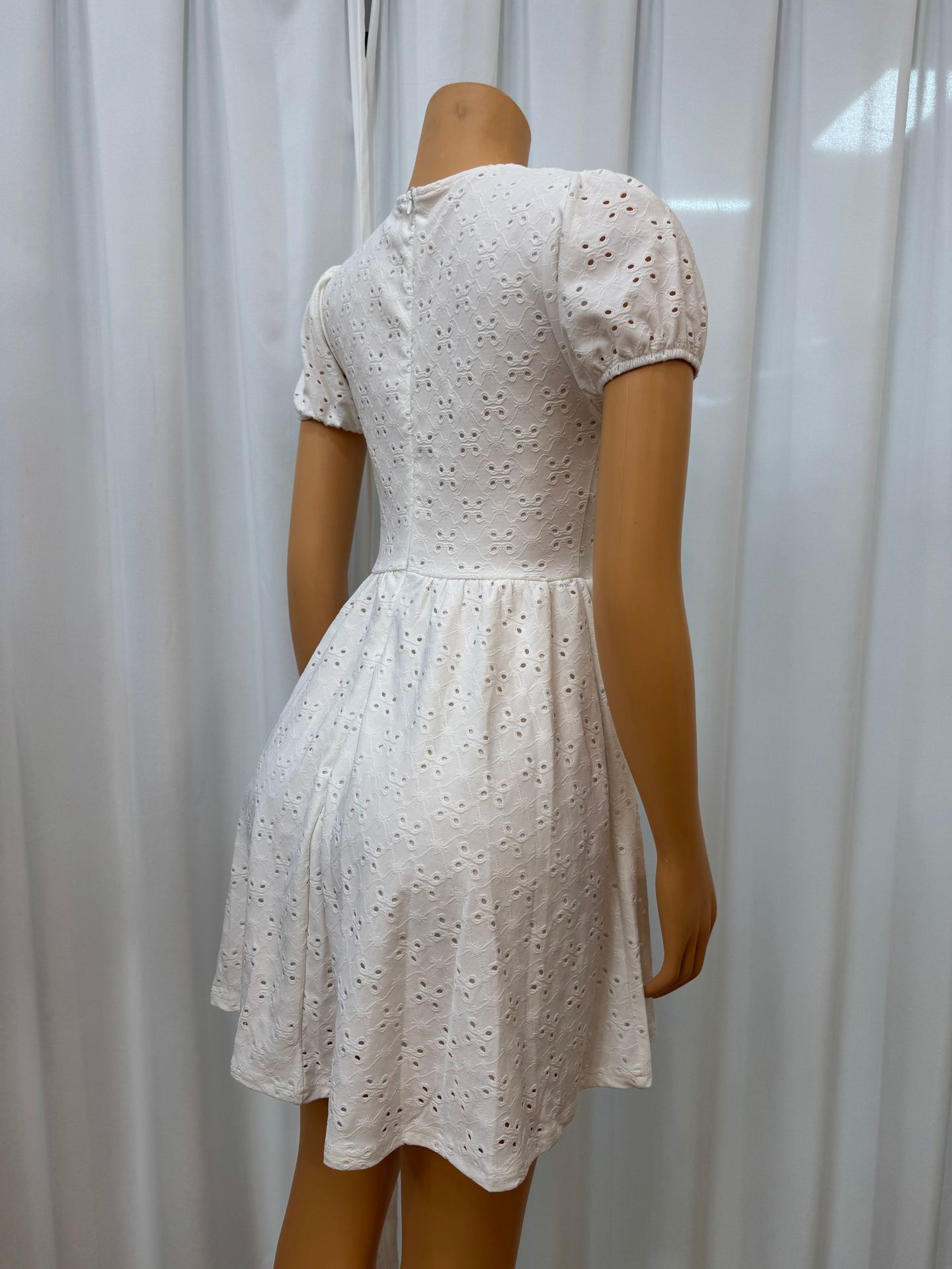Women's Sexy Hollow Out Strappy V Neck Short Sleeve Solid Color Dress Style_ecoleips.com