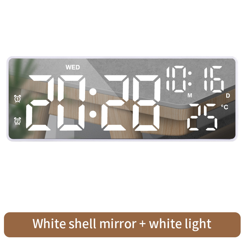 003 흰색 바탕에 흰색 글씨