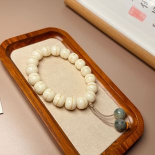 �����һ�����ִ����������朷������鄓������������Ʒ����
