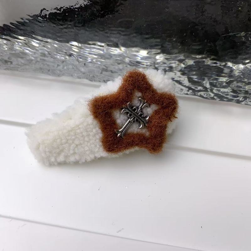 甘いクールなぬいぐるみの十字の丸い玉の髪のカードの五角星の髪のクリップの湿った個性の毛の砕毛の端は前髪を挟んで飾りを挟みます。|undefined