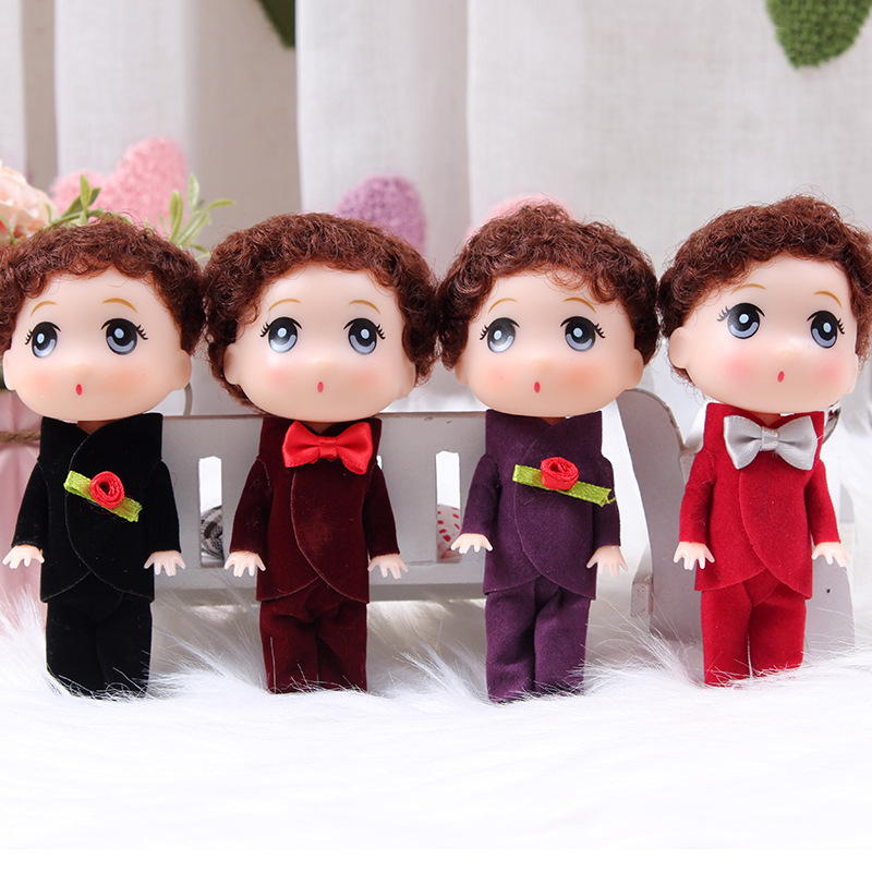 12cm Groom Confused Doll Keychain Toy Constant Trendy Confused Barbie Doll School Activities Small Gifts