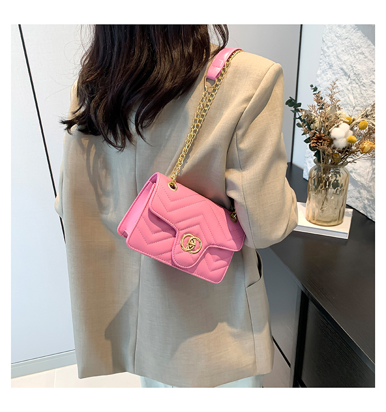 Fashion chain crossbody for women 2024 new high-end niche shoulder bag, fragrant style diamond grid small square bag_voghion.com