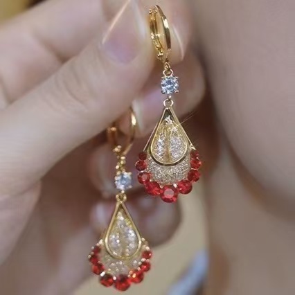 Red earrings drop-shaped, light luxury style