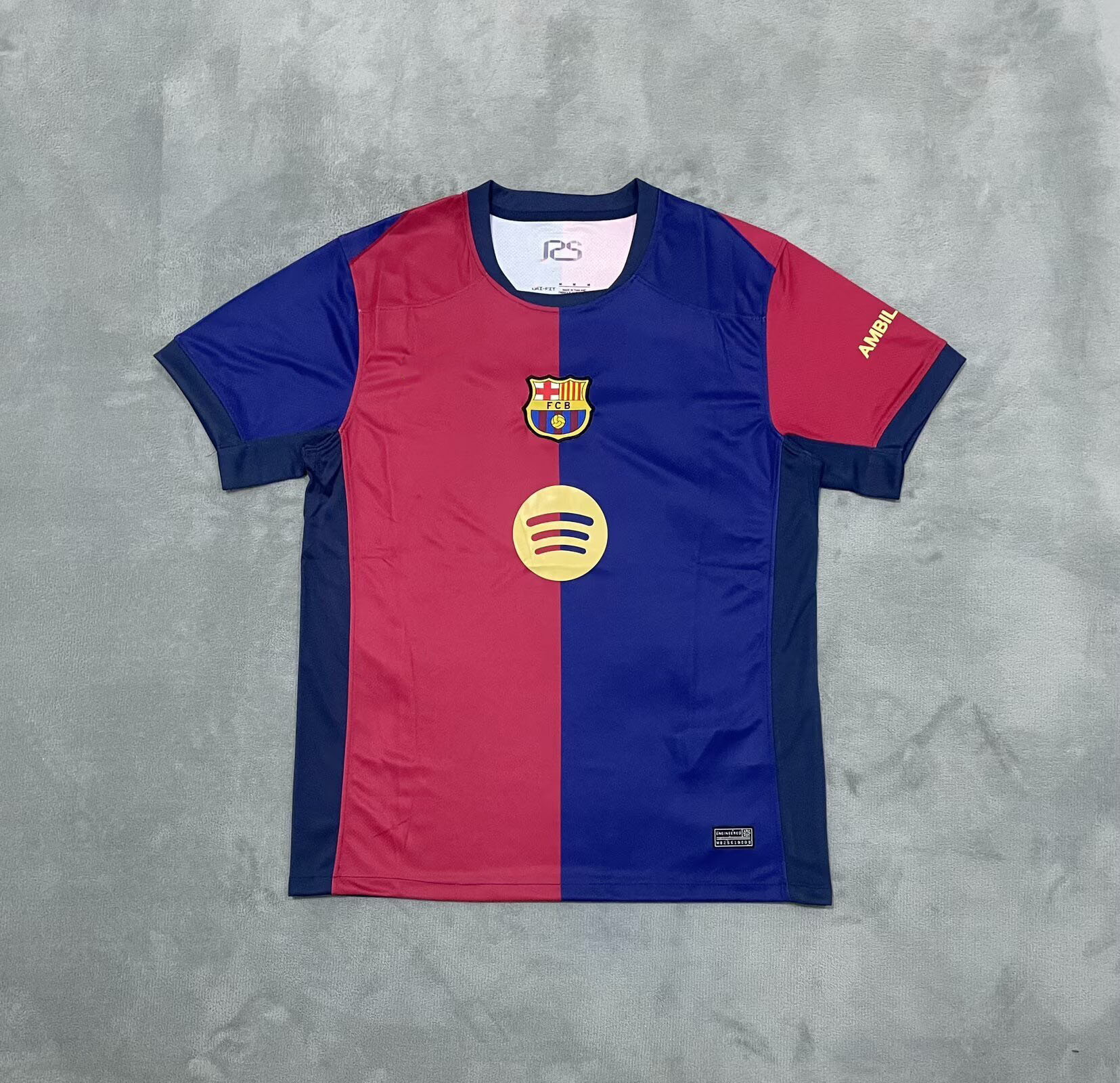25-26 Fabricante especial de ropa de fútbol venta directa de una camiseta de malla camiseta de mangas cortas ropa de fútbol deportiva