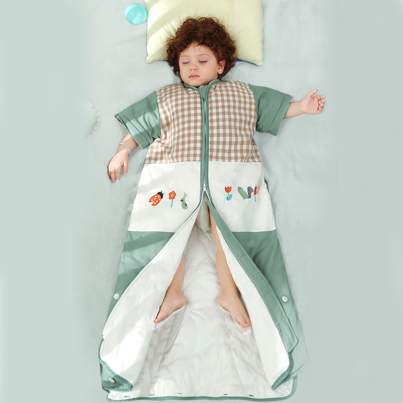 2020 New style children's warm sleeping bag thickened cartoon children's warm printing manufacturer custom wholesale sleeping clothes detail image 10