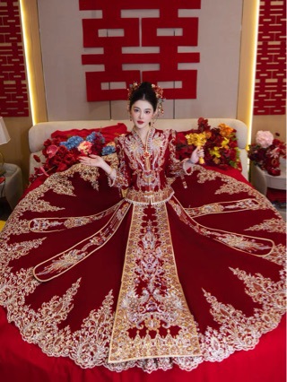 Autumn and Winter Velvet Xiuhe Suit 2025 New Bride Wedding New Style Wedding Dress Chinese Dress Going Out Dress Female Xiuhe Suit