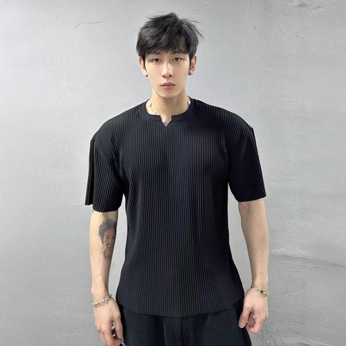 Summer thin V-neck short-sleeve T-shirt for men, Korean style loose sports fitness base shirt, ice silk breathable pleated T-shirt