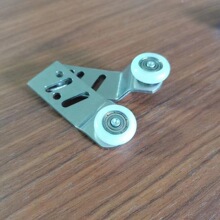 商用不锈钢保洁柜滑轮碗柜门包胶钢吊轮打荷台移门滑轮工作台挂轮