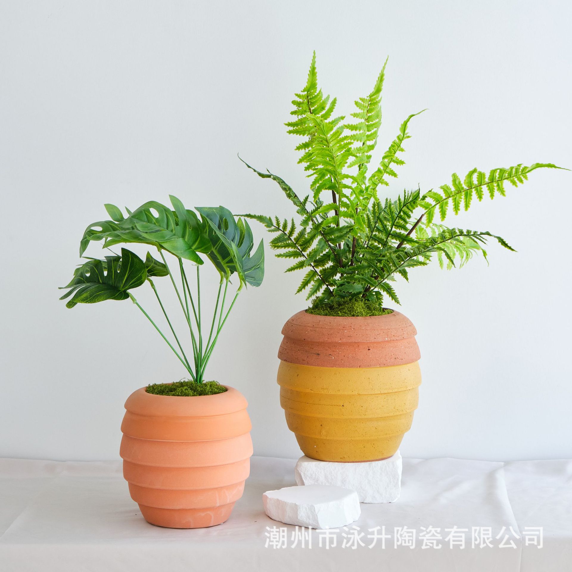 Cross-border creative striped red pottery pot stoneware pot red soil flower pot green plant pot balcony gardening breathable large wholesale