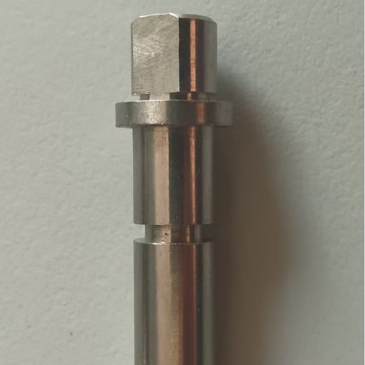 深圳东莞自动车床机加长工件玩具五金配件不锈钢车件遥控器配件