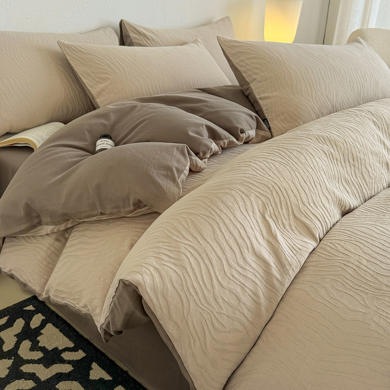 60-Count Cotton Four-Piece Set, Class a Pure Cotton 100% Cotton Jacquard Simple Accessible Luxury Style Quilt Cover Bedding Three-Piece Set