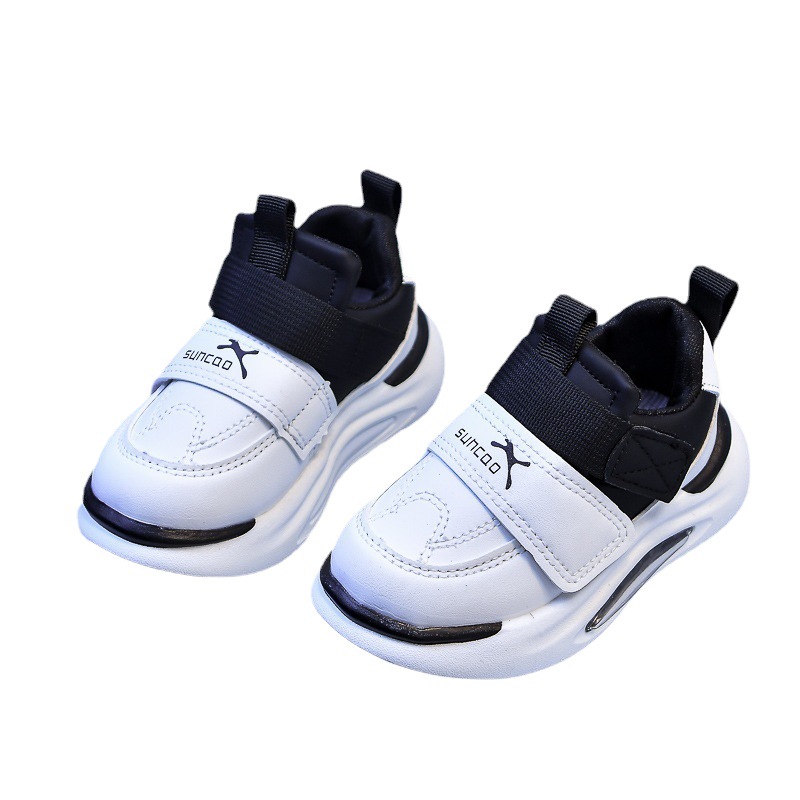 Zapatos deportivos para niños suela blanda 2025 estilo k primavera y otoño nuevos zapatos deportivos de cuero suela suave zapatos casuales para niños y niñas trbottomy