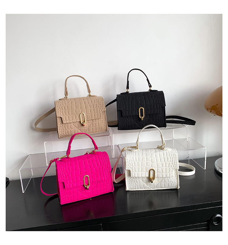 Square Shape Women's Medium Felt Solid Color Streetwear Flip Cover Handbag
