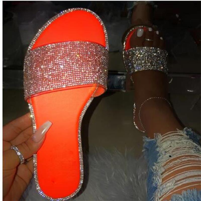 In the summer of 2021, cross-border bestsellers are popular women's shoes: diamond snake-patterned large-sized sandals, multi-color flat one-shoulder flip-flops for women Application Scenario