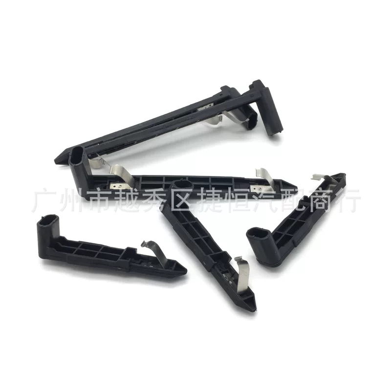 Applicable to Volvo XC60 XC90 headlights plug -in headlight fixed buckle front headlight insertion